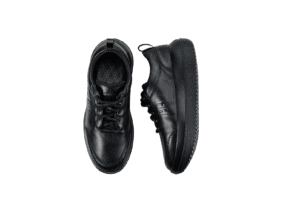 Bauma CL black - Kvinde - Kybun-sneakers er vist i sort læder med snørelukning, set oppefra og fra siden på en almindelig hvid baggrund.