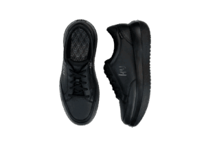 Zürich II black - Mand - kybun sneakers er vist på en hvid baggrund, hvor den ene sko er set ovenfra og den anden fra siden.