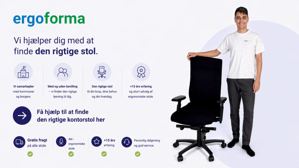 ergoforma – Vi hjælper dig med at finde den rigtige stol. Mand i Ergoforma t-shirt stående ved sort ergonomisk kontorstol